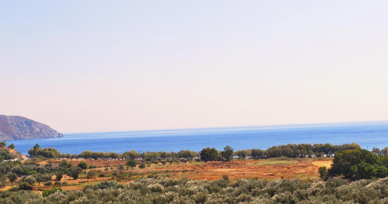 Blue Bay Hotel Charamida Экстерьер фото